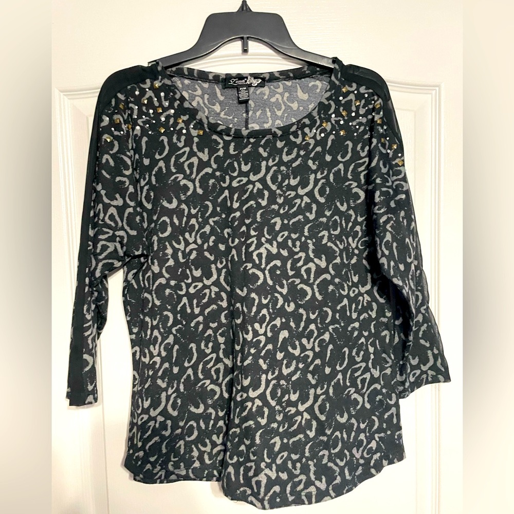 Lena petite medium women’s blouse - Picture 1 of 4